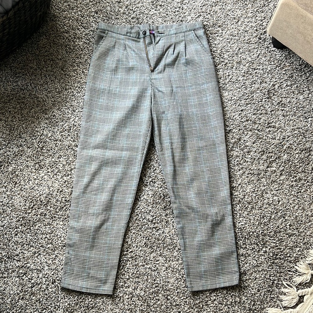Ankle cropped patterned work pants size S from Urban Renewal